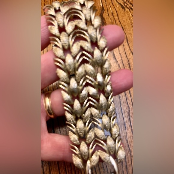 Coro Pegasus VTG Bracelet Silver Gold Sparkle Tone 1950’s Chunky VTG Collectible - Picture 10 of 17